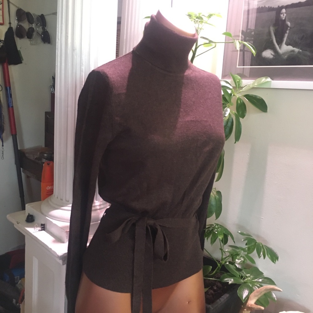 Moda Int’l Victorias Secret Wool Turtleneck